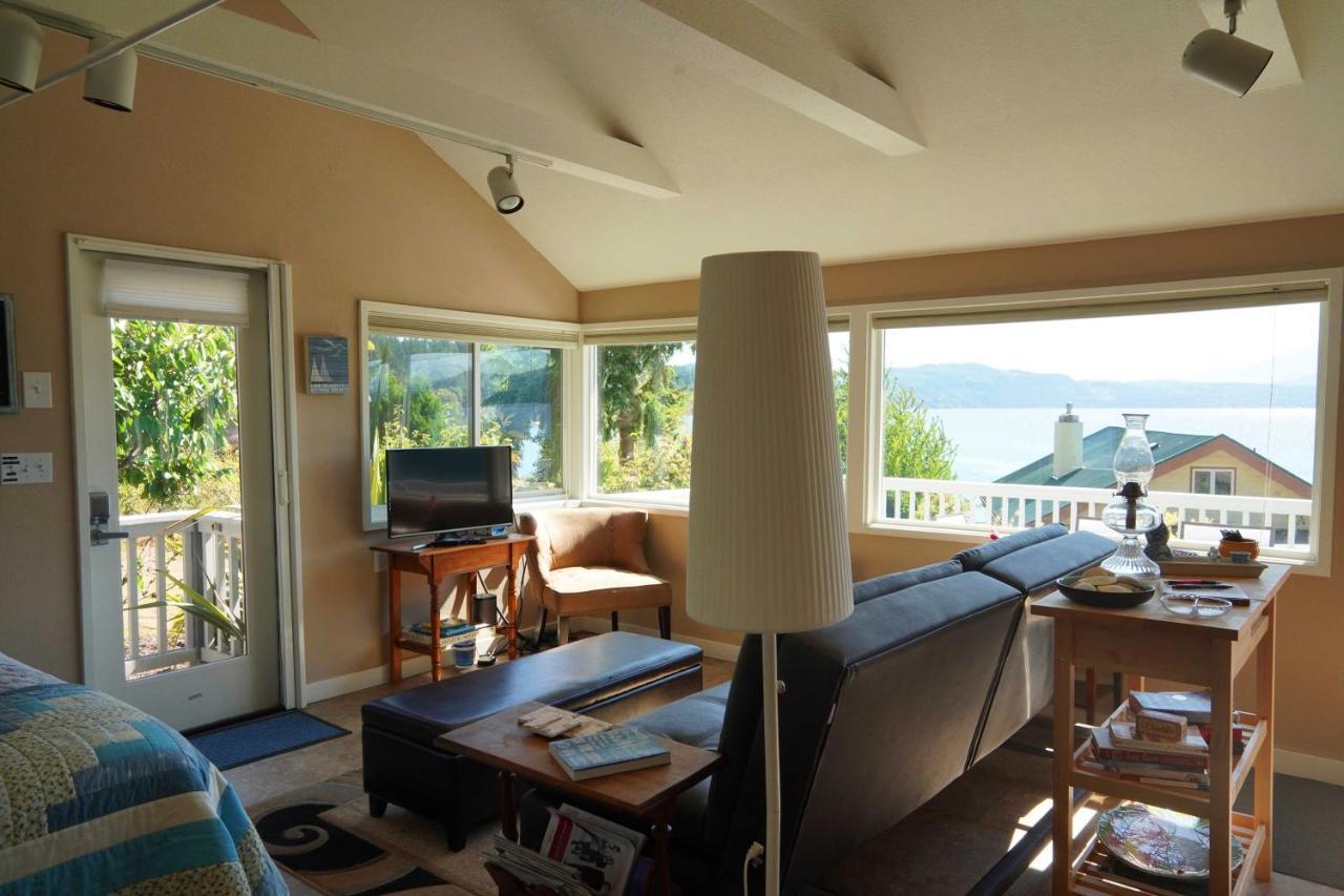 Idyllic Waterfront Cottage With Beach And Sunset Views Port Townsend Exterior foto